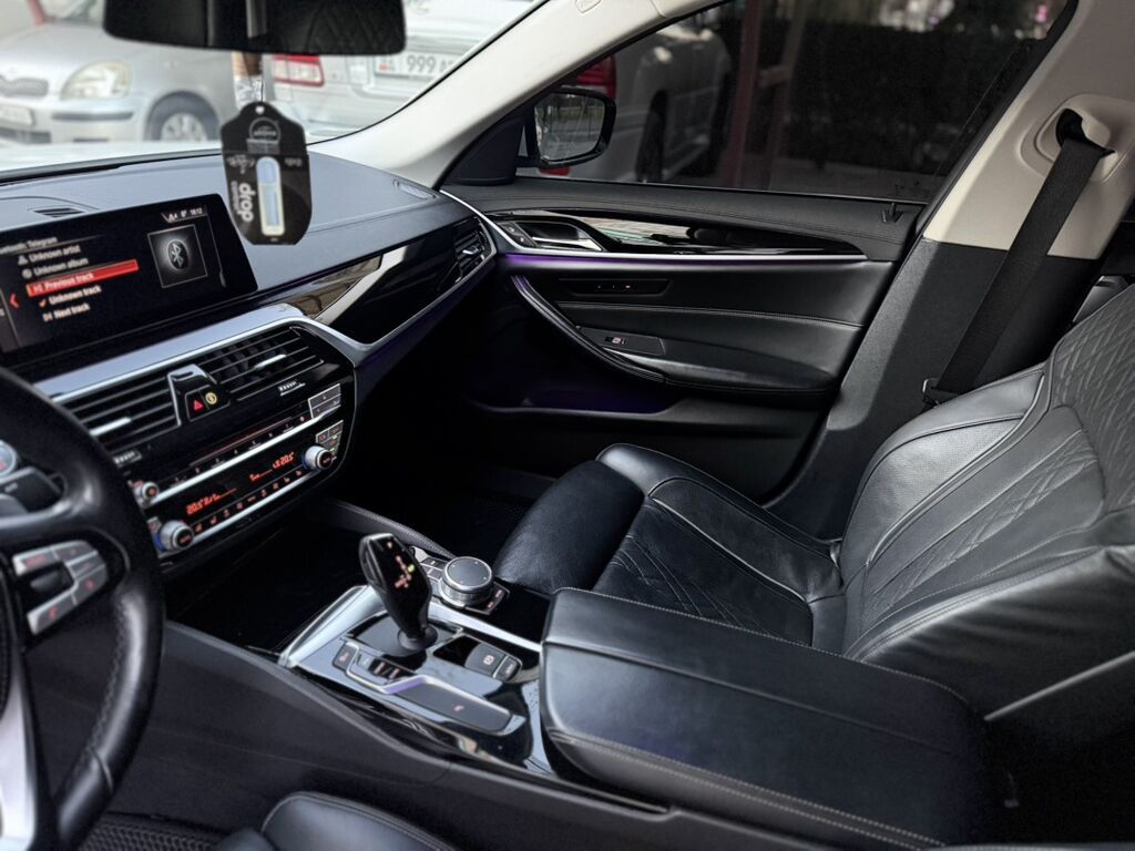 BMW 530: 2019 г., 2 л, Автомат, Бензин, Седан: фото 7
