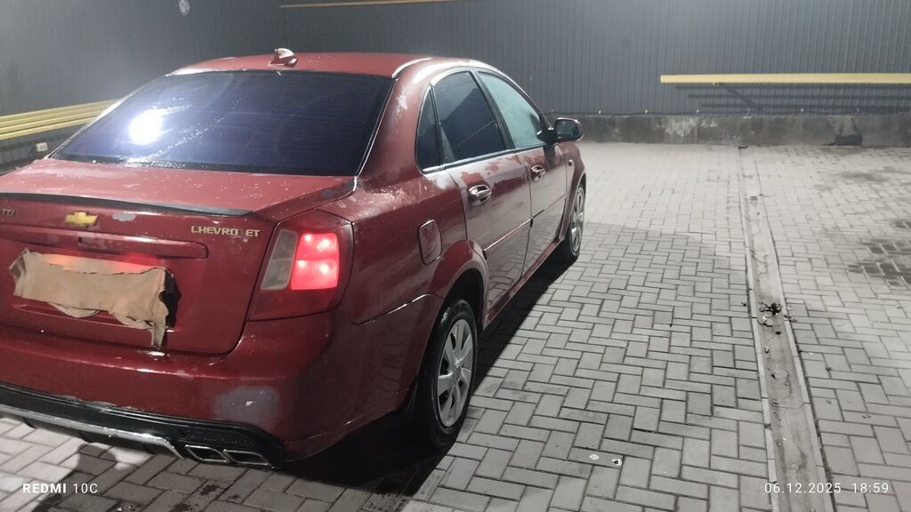 Chevrolet Lacetti: 2005 г., Механика, Бензин, Седан: фото 2