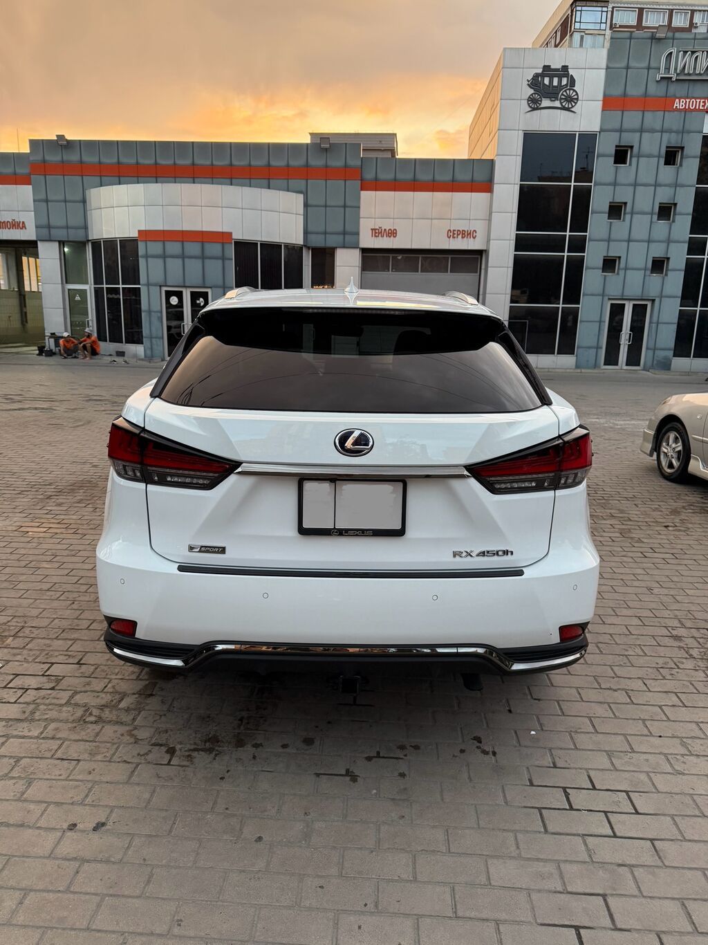 Lexus RX: 2021 г., 3.5 л, Автомат, Гибрид, Кроссовер: фото 5