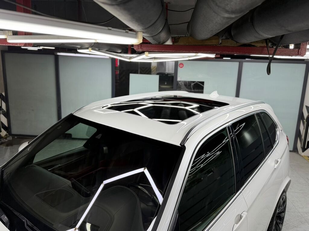 BMW X5: 2022 г., 2 л, Автомат, Электромобиль, Кроссовер: фото 4