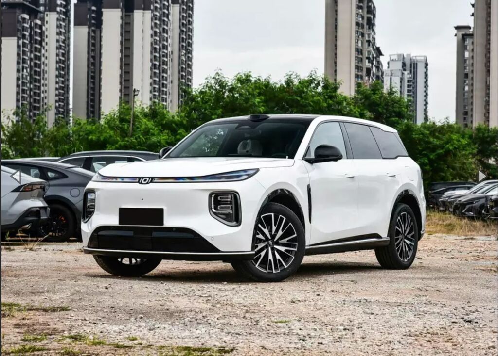 Changan : 2025 г., 1.5 л, Автомат, Гибрид, Внедорожник: фото 2