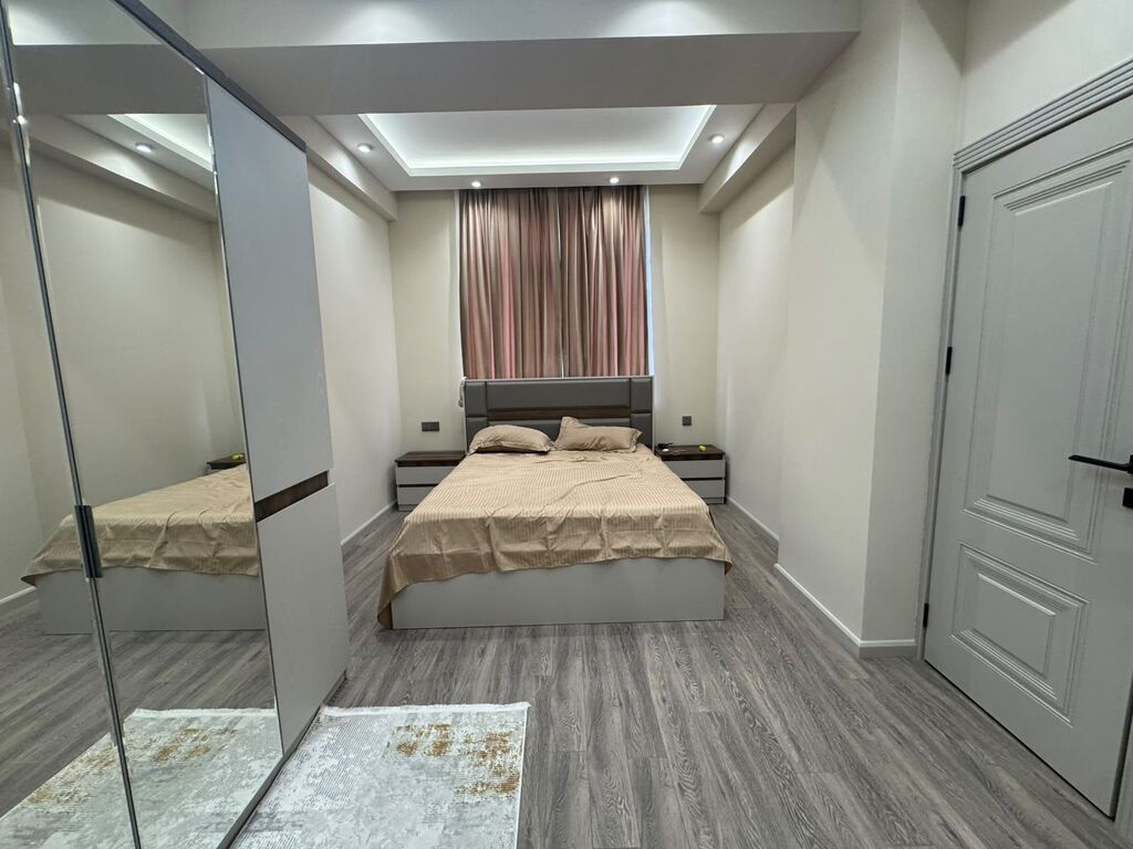 3 otaqlı, Yeni tikili, 152 kv. m