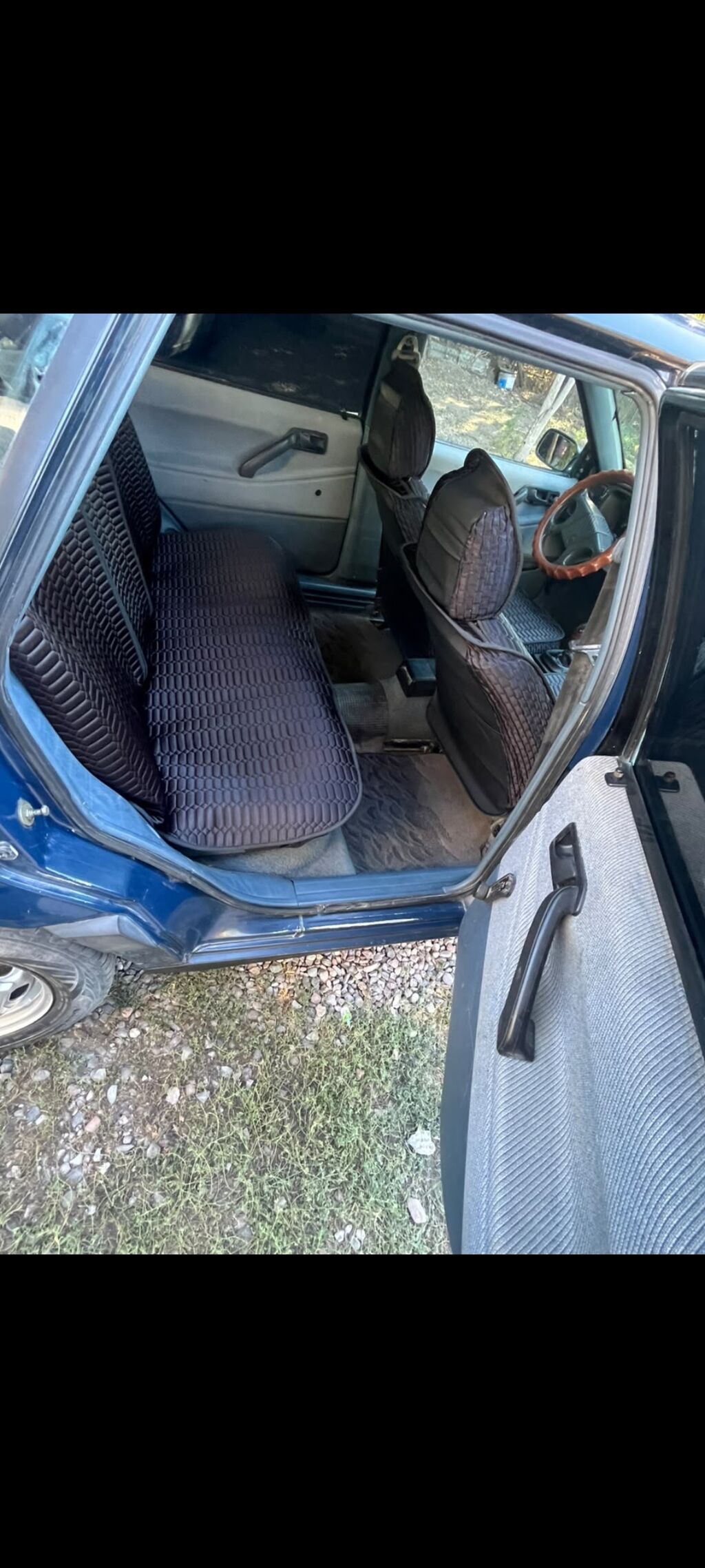 Volkswagen Passat: 1990 г., 1.8 л, Механика, Бензин, Седан: фото 5