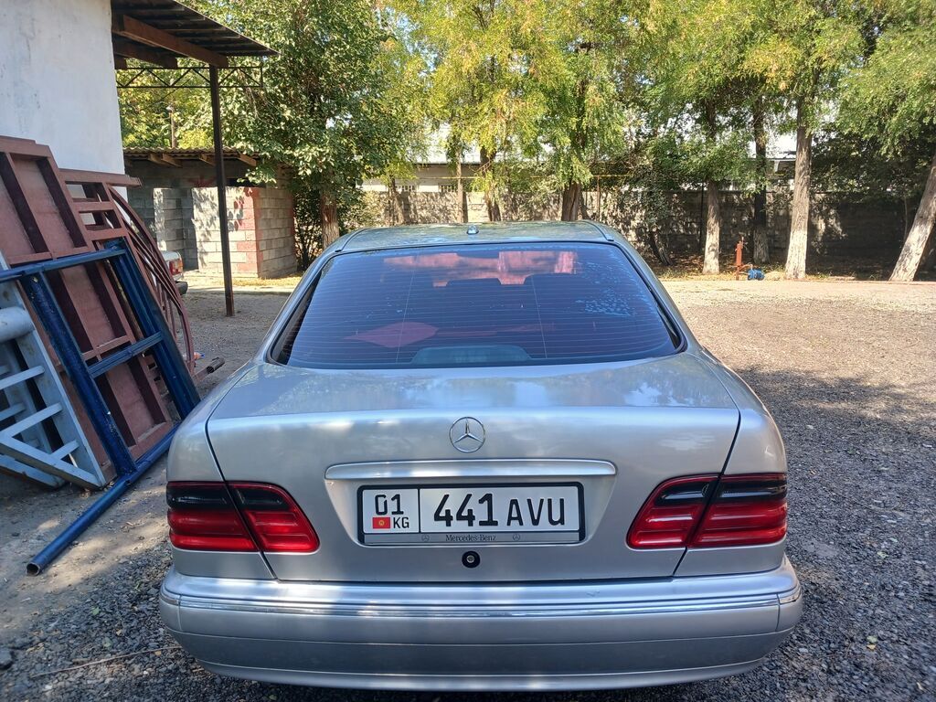 Mercedes-Benz E-Class: 2001 г., Седан: фото 6