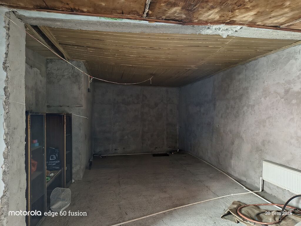 2 otaqlı, 75 kv. m, Kredit yoxdur, Təmirsiz