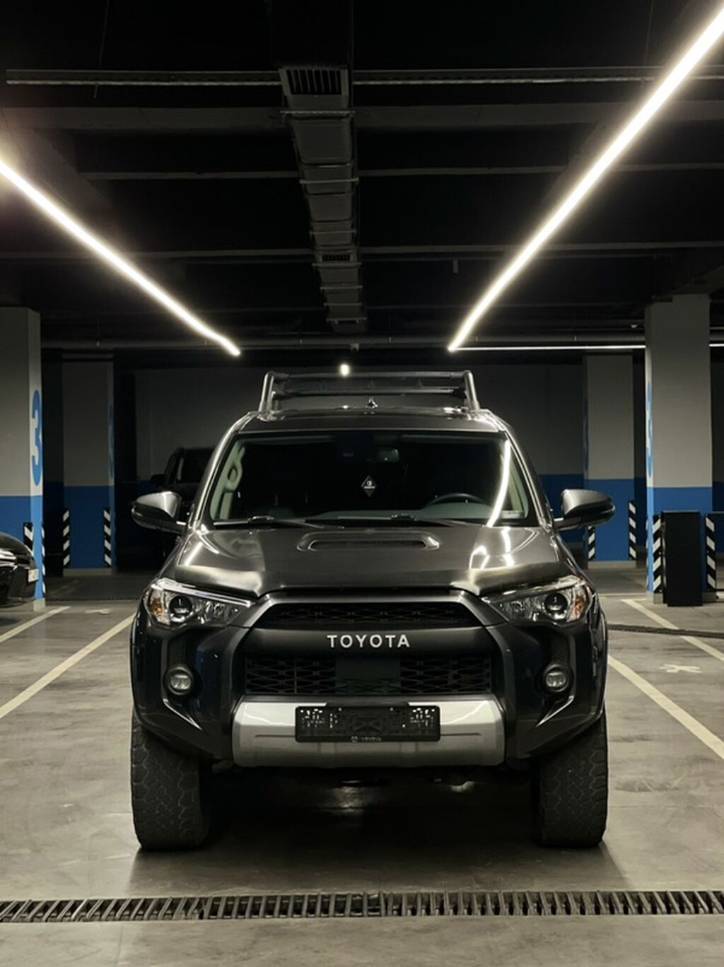 Toyota 4Runner: 2021 г., 4 л, Бензин, Внедорожник: фото 4