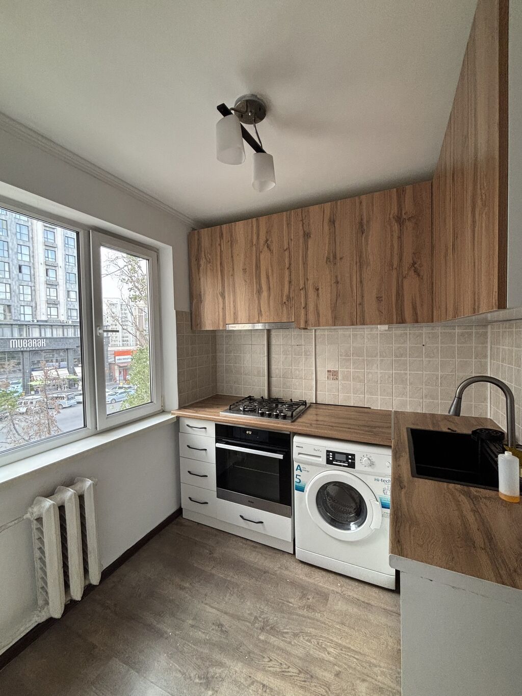 3 комнаты, 58 м², 6 мкр 104 серия, 3 этаж, Евроремонт: фото 4