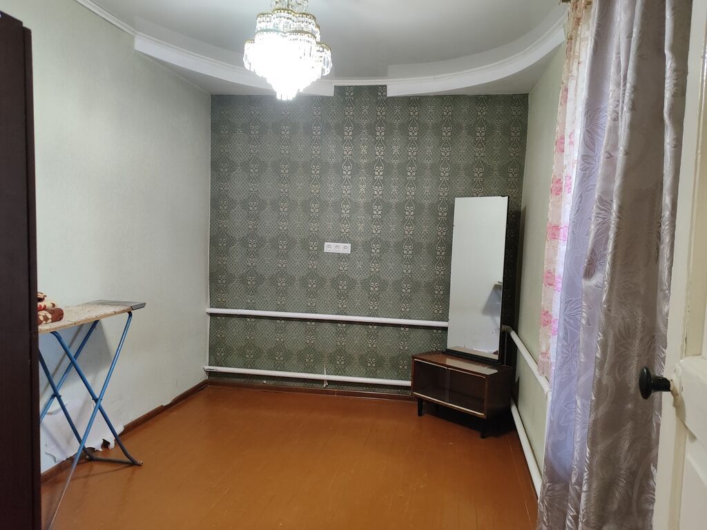 Сдам комнату в жилом доме девушке-женщине на длительный срок, без: фото 2