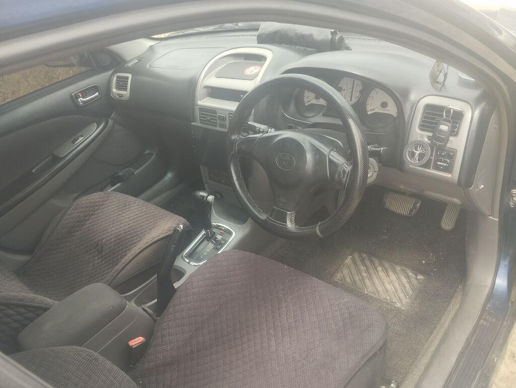 Toyota Caldina: 2000 г., 2 л, Автомат, Бензин, Универсал: фото 6