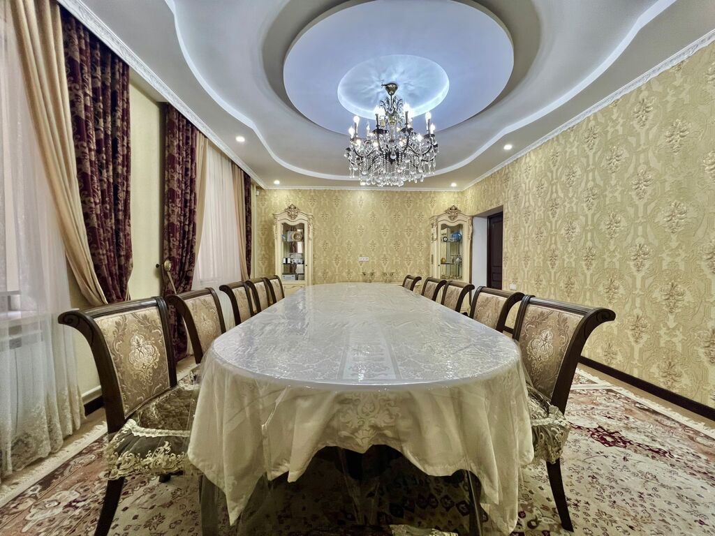 280 м², 5 комнат: фото 3