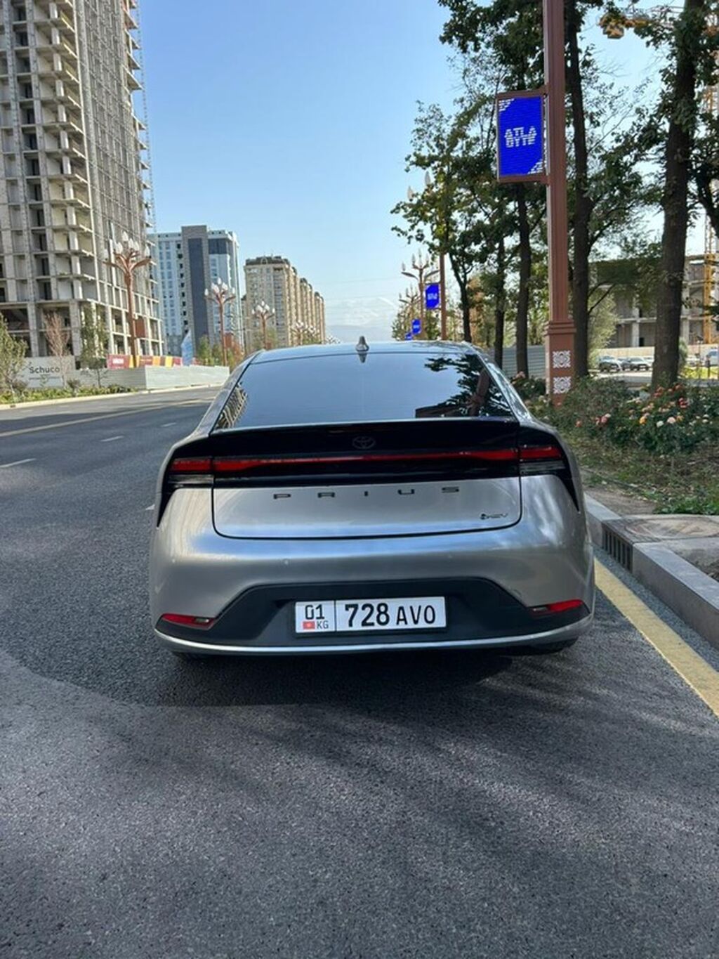 Toyota Prius: 2024 г., Лифтбек: фото 5
