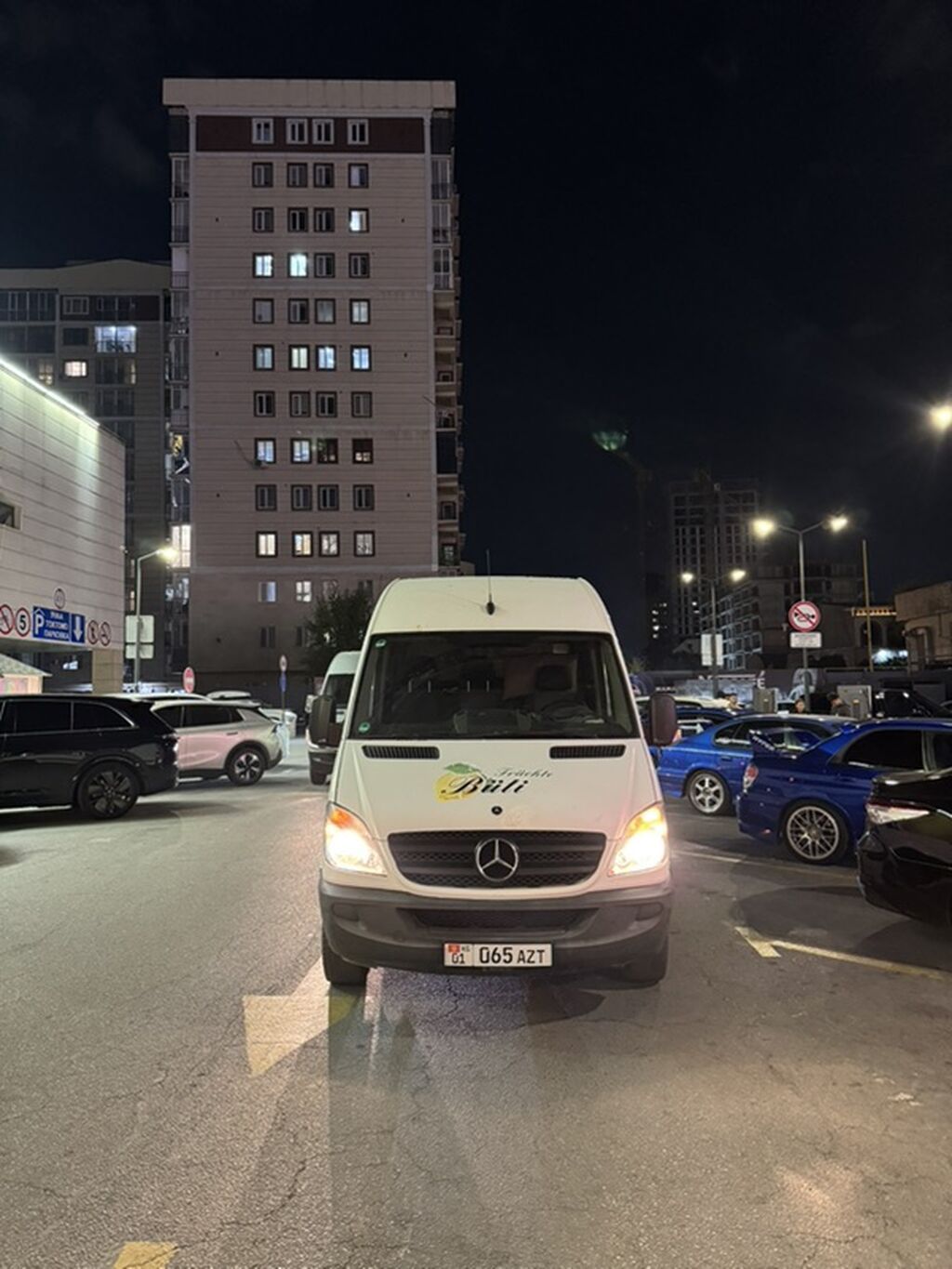 Mercedes-Benz Sprinter 2011 года Надёжный коммерческий автомобиль: фото 1