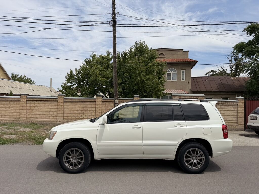 Toyota Kluger: 2002 г., 3 л, Автомат, Бензин, Кроссовер: фото 3