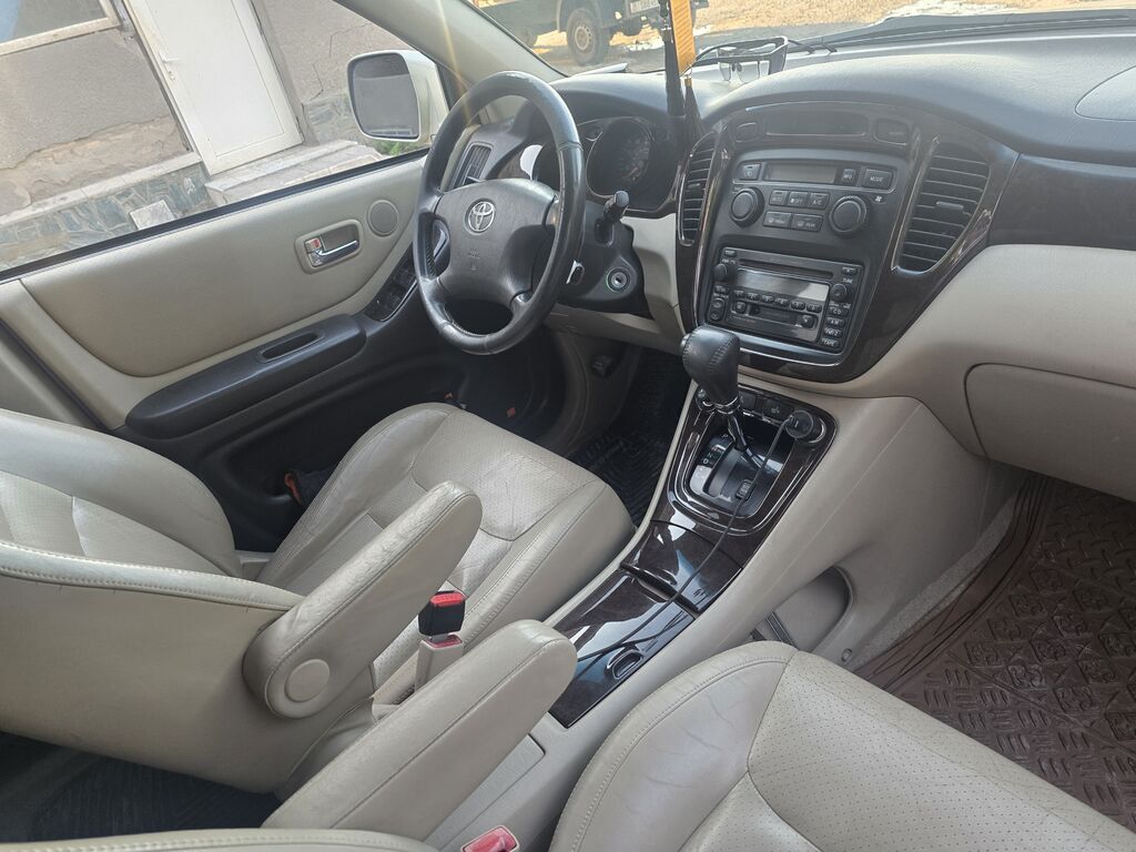 Toyota Highlander: 2002 г., 3.3 л, Автомат, Бензин, Кроссовер: фото 8