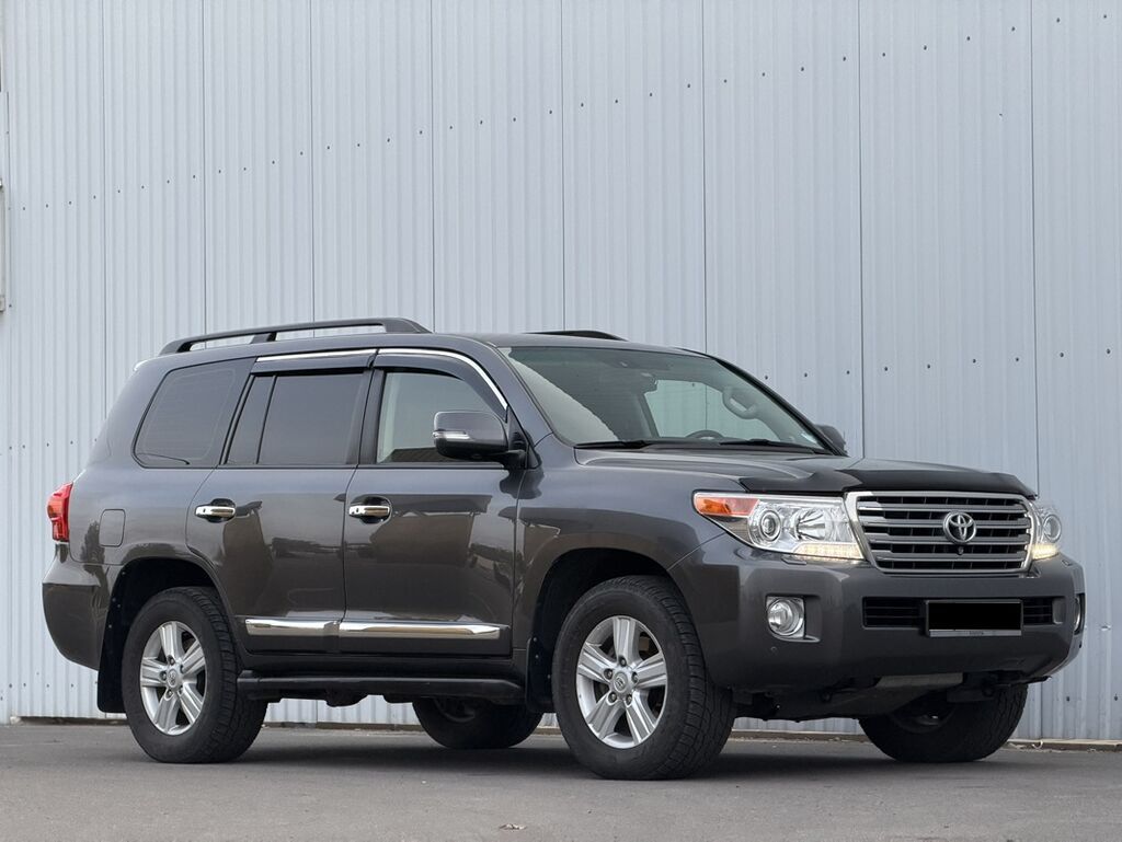 Toyota Land Cruiser: 2012 г., 4.6 л, Автомат, Бензин, Внедорожник: фото 1