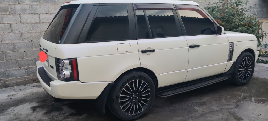 Land Rover Range Rover: 2004 г., 4.4 л, Автомат, Бензин, Внедорожник: фото 4