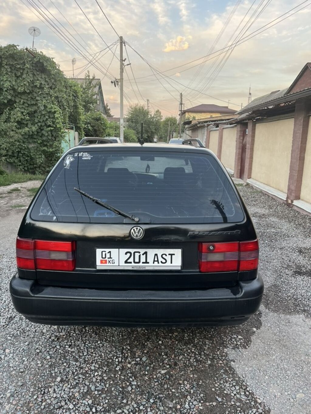 Volkswagen Passat: 1996 г., 1.8 л, Механика, Бензин, Универсал: фото 2