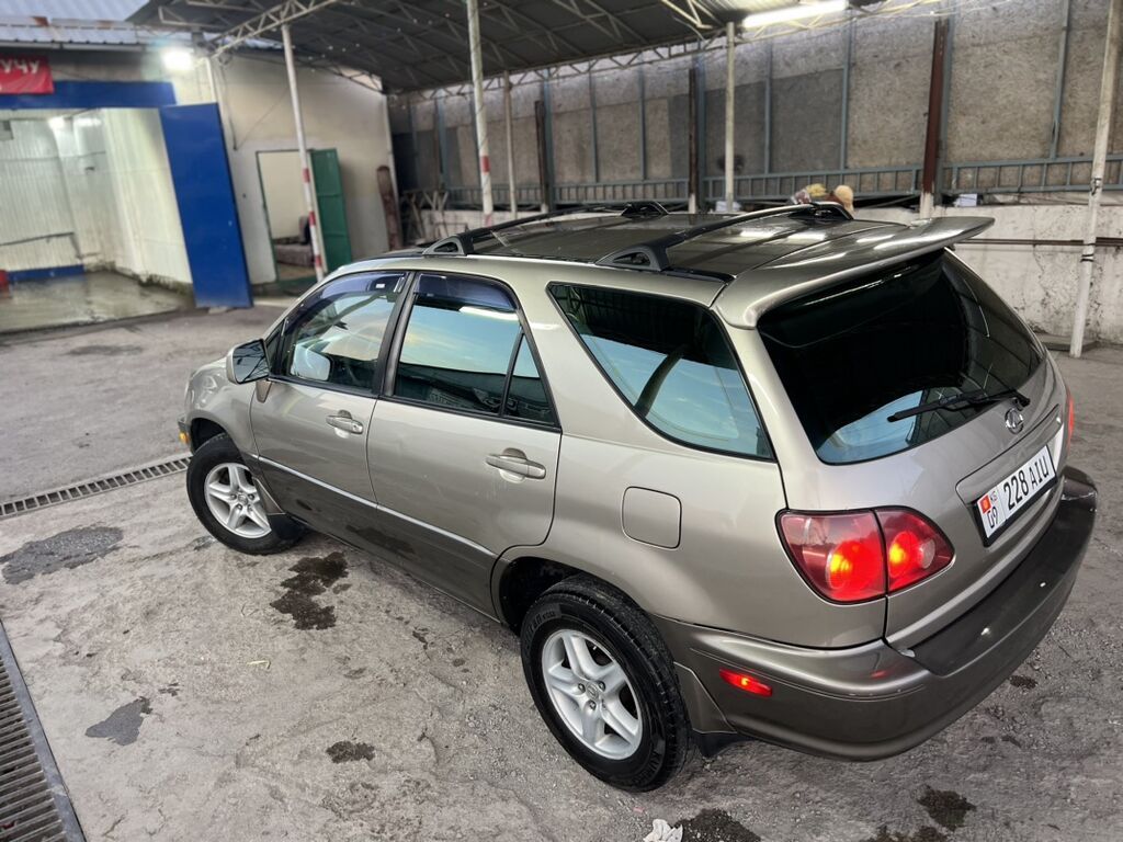 Lexus RX: 2000 г., 3 л, Автомат, Бензин, Кроссовер: фото 4