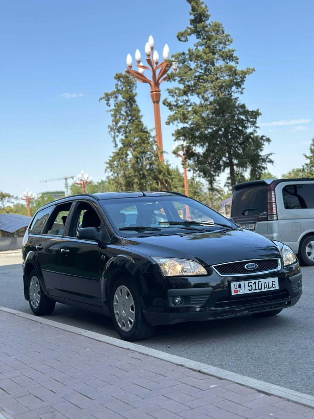 Ford Focus: 2007 г., 2 л, Механика, Бензин, Универсал: фото 3
