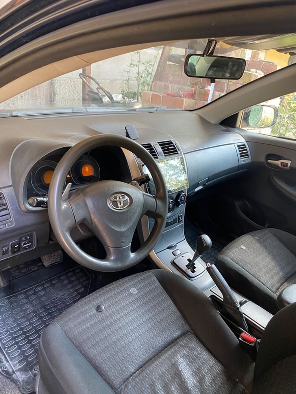 Toyota Corolla: 2007 г., 1.6 л, Робот, Бензин, Седан: фото 6