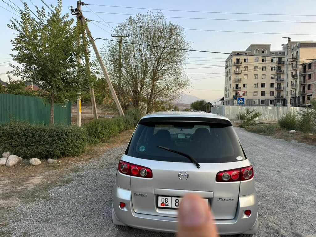 Mazda Demio: 2003 г., 1.3 л, Автомат, Бензин, Хэтчбэк: фото 2