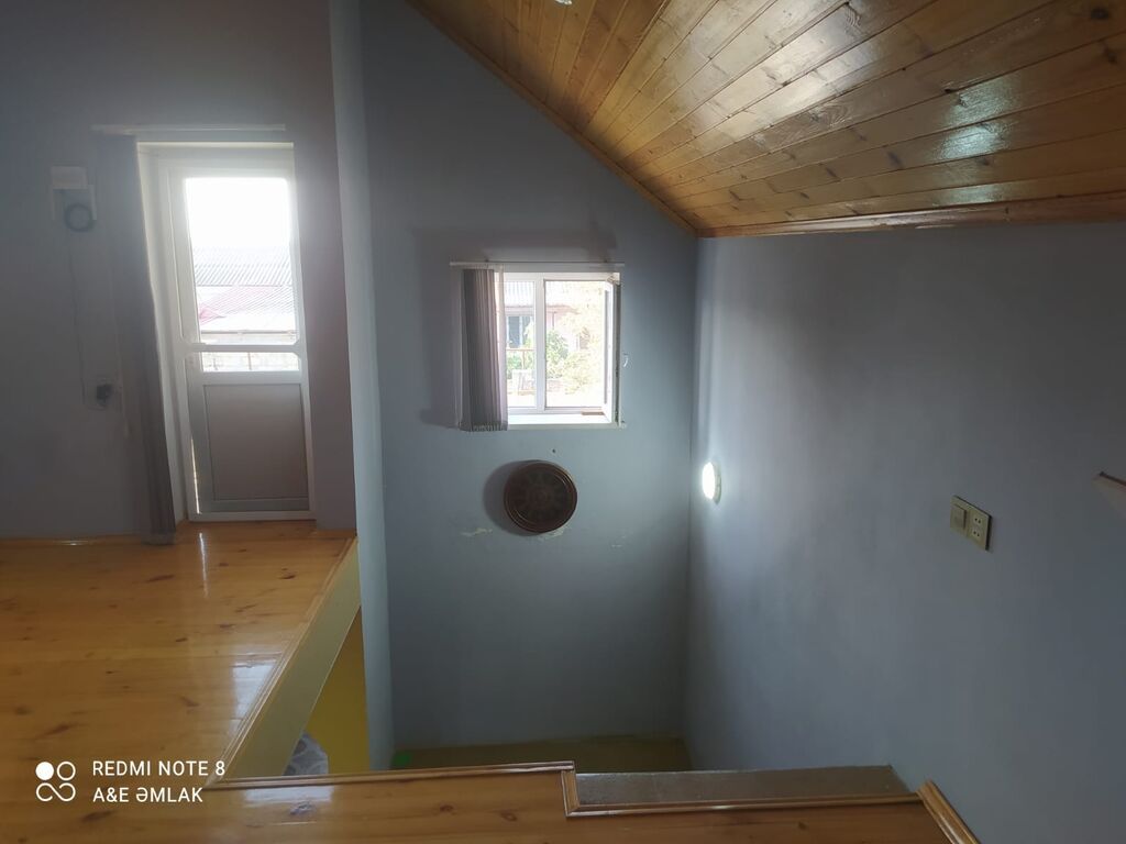 3 otaqlı, 96 kv. m, Kredit yoxdur, Orta təmir