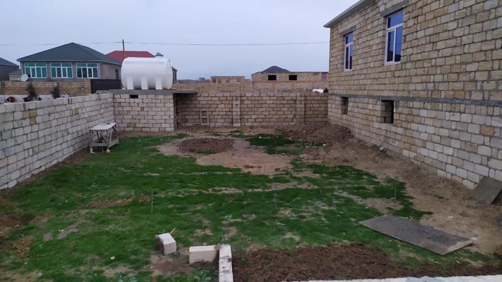 Mehdiabad 4 otaqlı, 175 kv. m, Təmirsiz