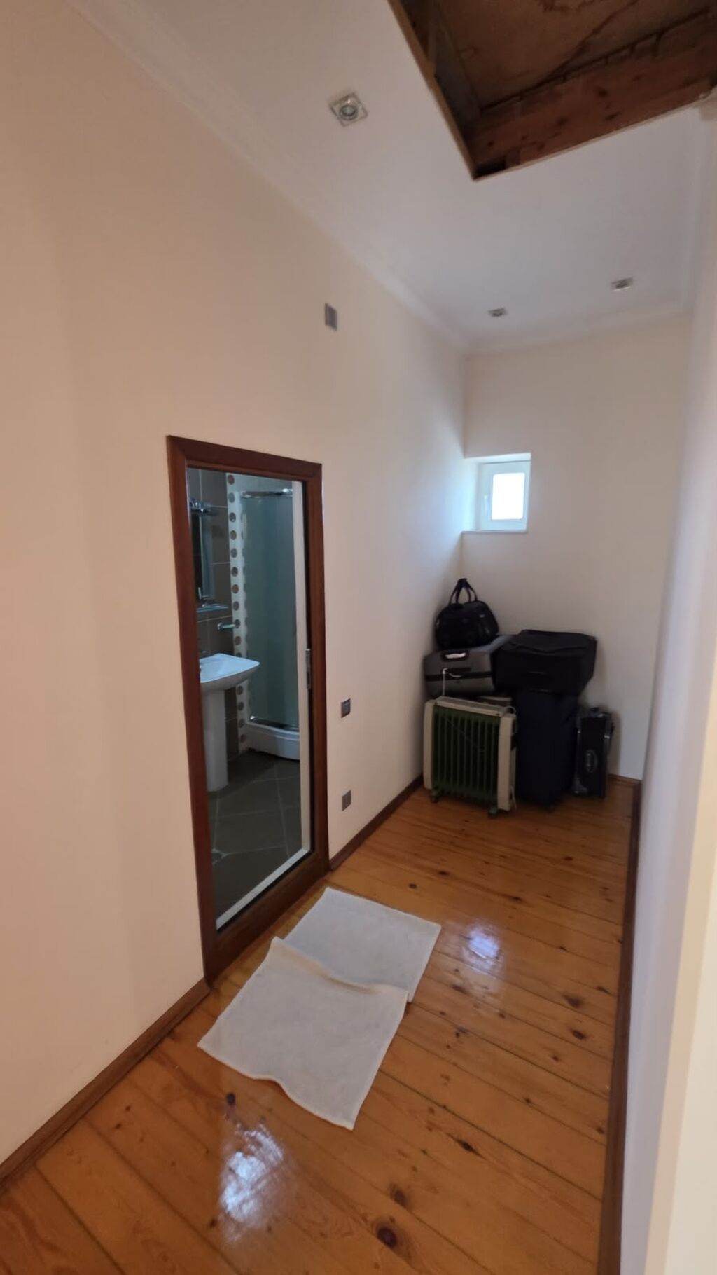 🏡 Satılır — 6 sotda 6 otaqlı ev 📐 Sahə: 124 m² 🌳 Torpaq sahəsi: 6 sot