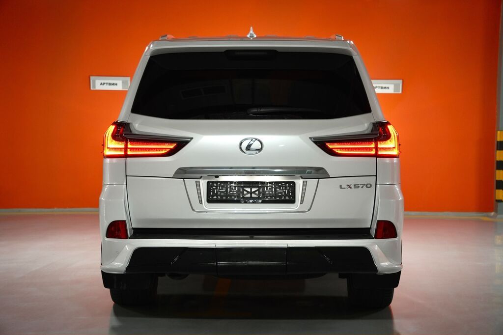 Lexus LX: 2019 г., 5.7 л, Автомат, Бензин, Внедорожник: фото 3