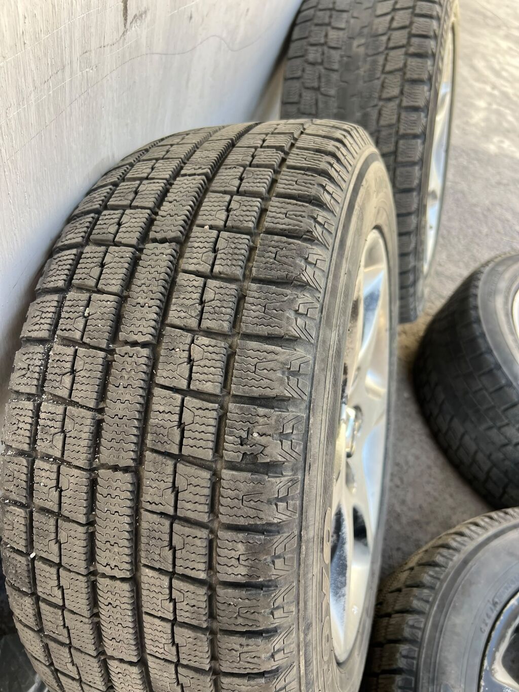 Колеса в сборе 225 / 55 / R 16, Зима, Б/у, Комплект, Легковые, Литые, отверстий - 5: фото 3