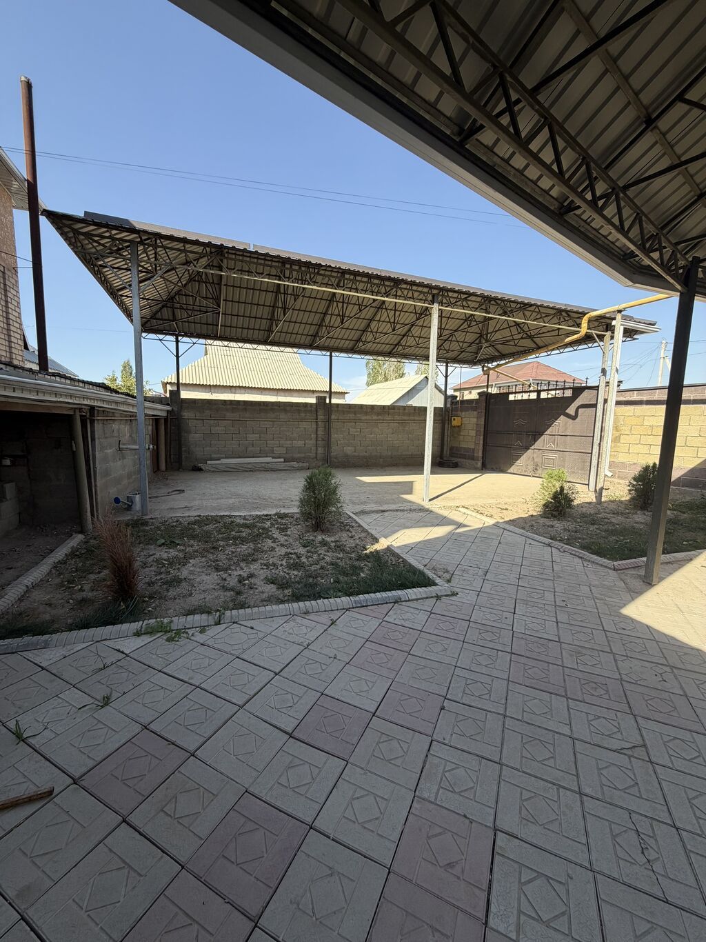 6 комнат и более, 400 м², 5 соток, Бишкек, Ала-Арча ж/м: фото 3