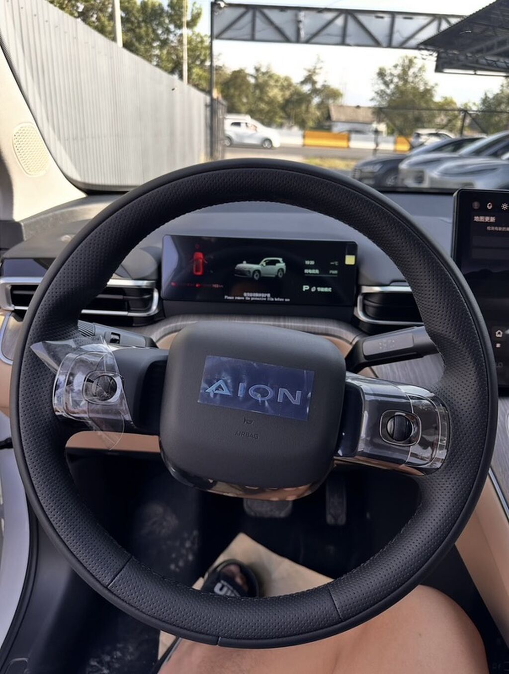 GAC Aion i60 Plug-in Hybrid (EREV) — это современный пятиместный: фото 4