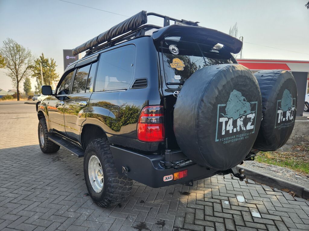 Toyota Land Cruiser: 2001 г., 4.5 л, Механика, Бензин, Внедорожник: фото 6