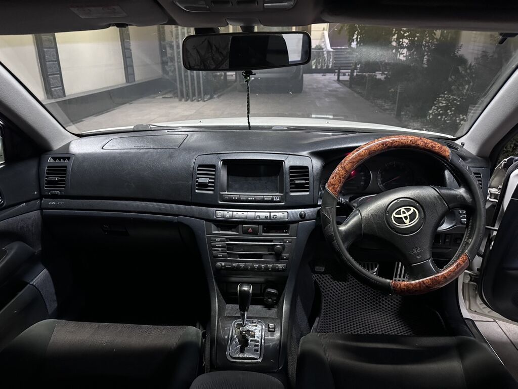 Toyota Mark II: 2003 г., 2 л, Автомат, Бензин, Универсал: фото 5