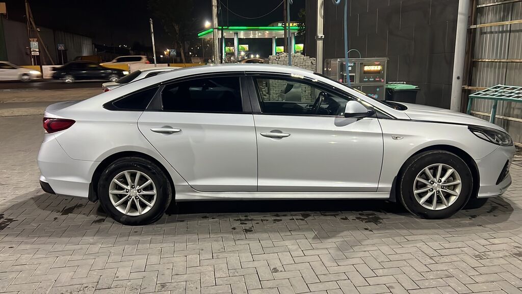 Hyundai Sonata: 2021 г., 2 л, Автомат, Бензин, Седан: фото 2