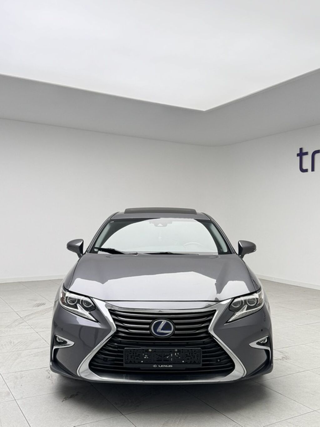 Lexus ES: 2017 г., 2.5 л, Автомат, Гибрид, Седан: фото 2