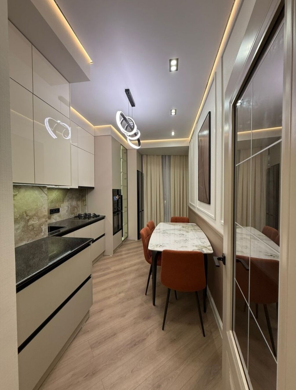 3 комнаты, 84 м², Элитка, 8 этаж, Дизайнерский ремонт: фото 2