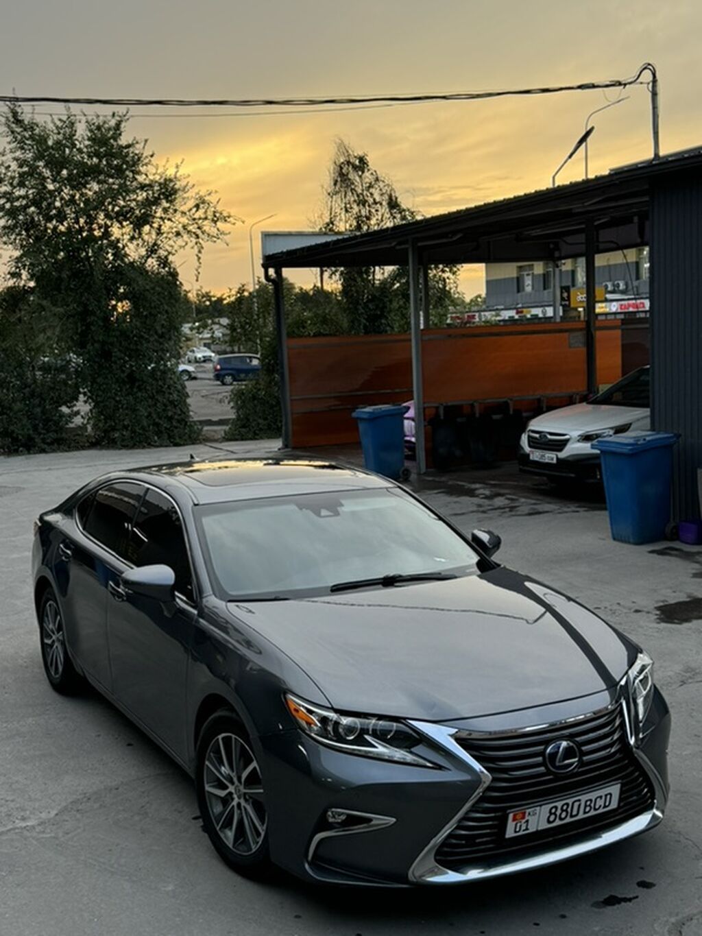 Lexus ES