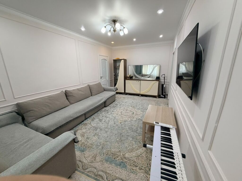 3 комнаты, 60 м², 5 мкр Индивидуалка, 4 этаж, Свежий ремонт