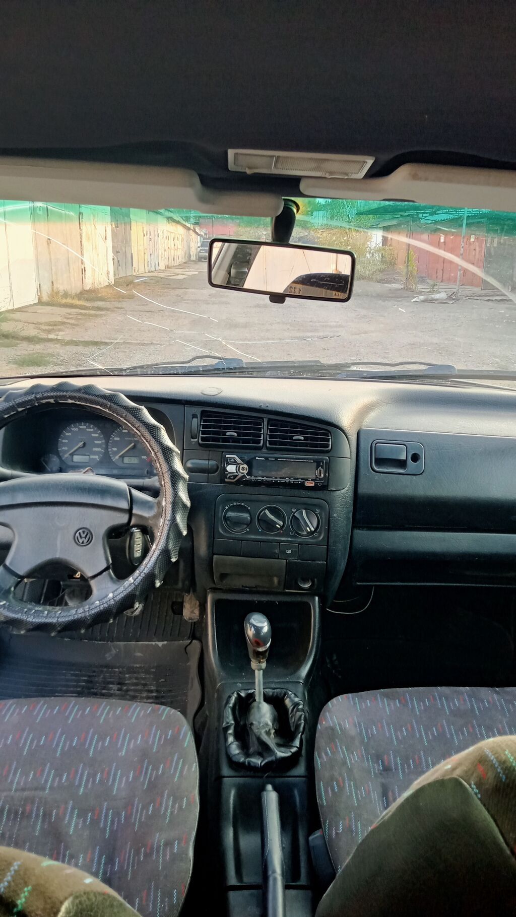 Volkswagen Golf: 1994 г., 1.8 л, Механика, Газ, Универсал: фото 7