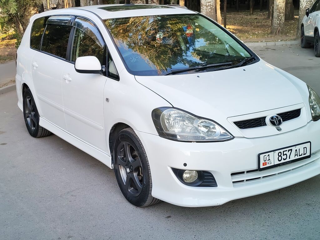 Toyota Ipsum: 2003 г., 2.4 л, Газ, Минивэн: фото 2