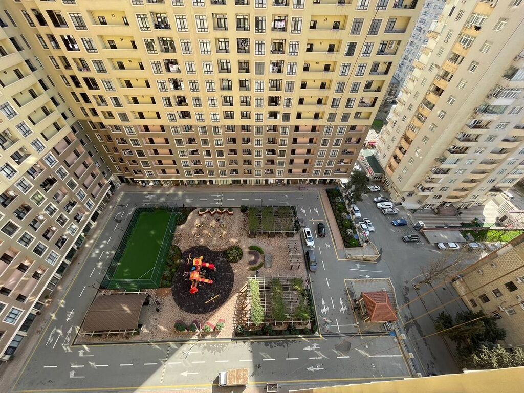 Yasamal, 3 otaqlı, Yeni tikili, m. İnşaatçılar, 93 kv. m