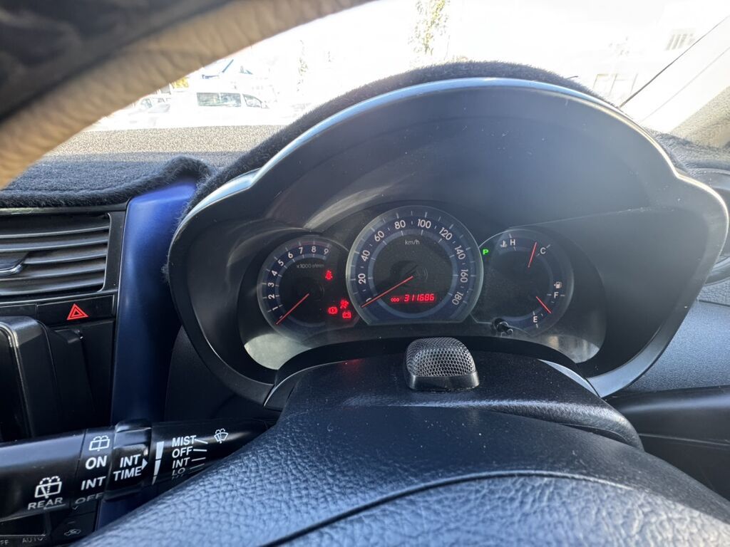 Toyota Caldina: 2003 г., 2 л, Автомат, Бензин, Универсал: фото 8