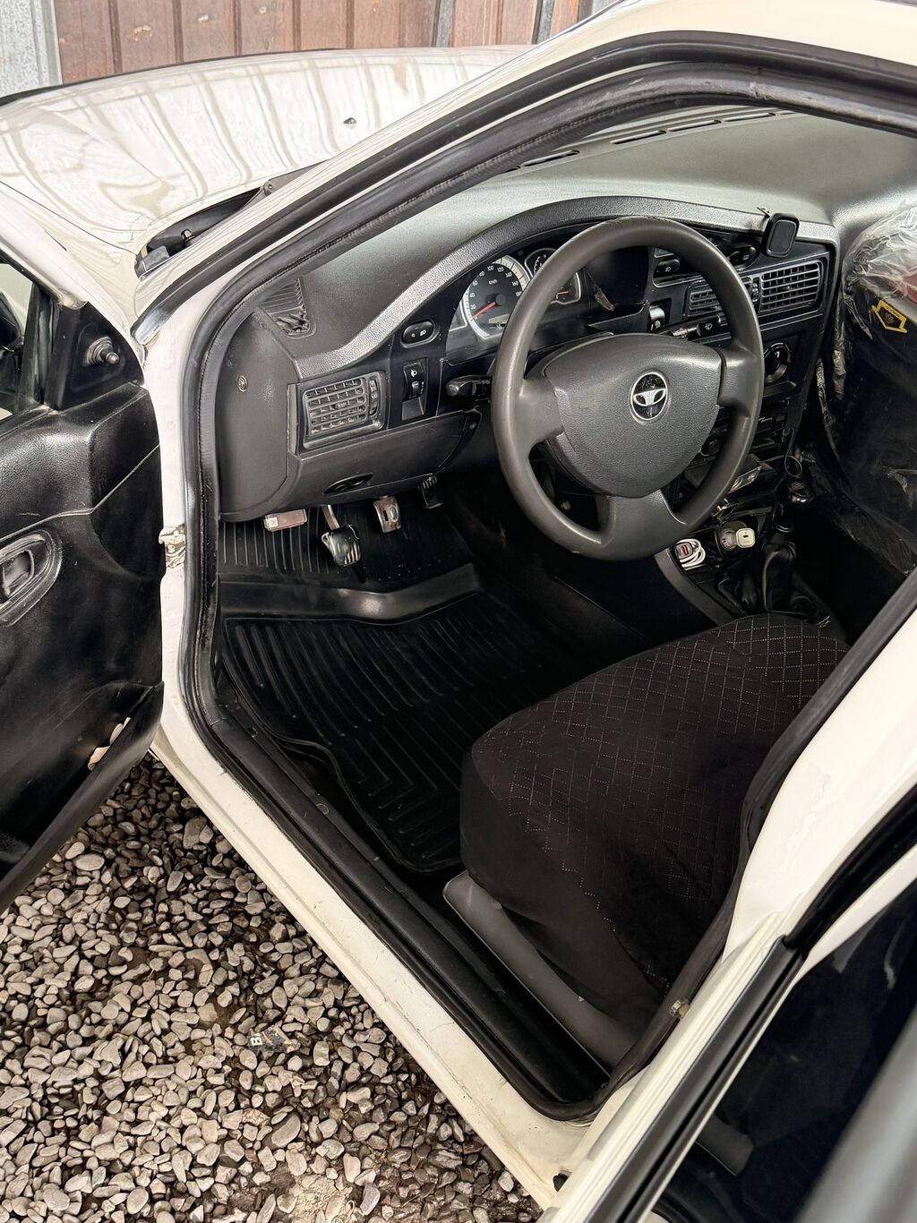 Daewoo Nexia: 2011 г., 1.5 л, Механика, Бензин, Седан: фото 4