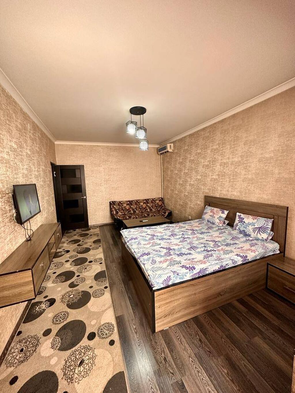 1 комната, Цум, Постельное белье, Кондиционер, Парковка, фото 1