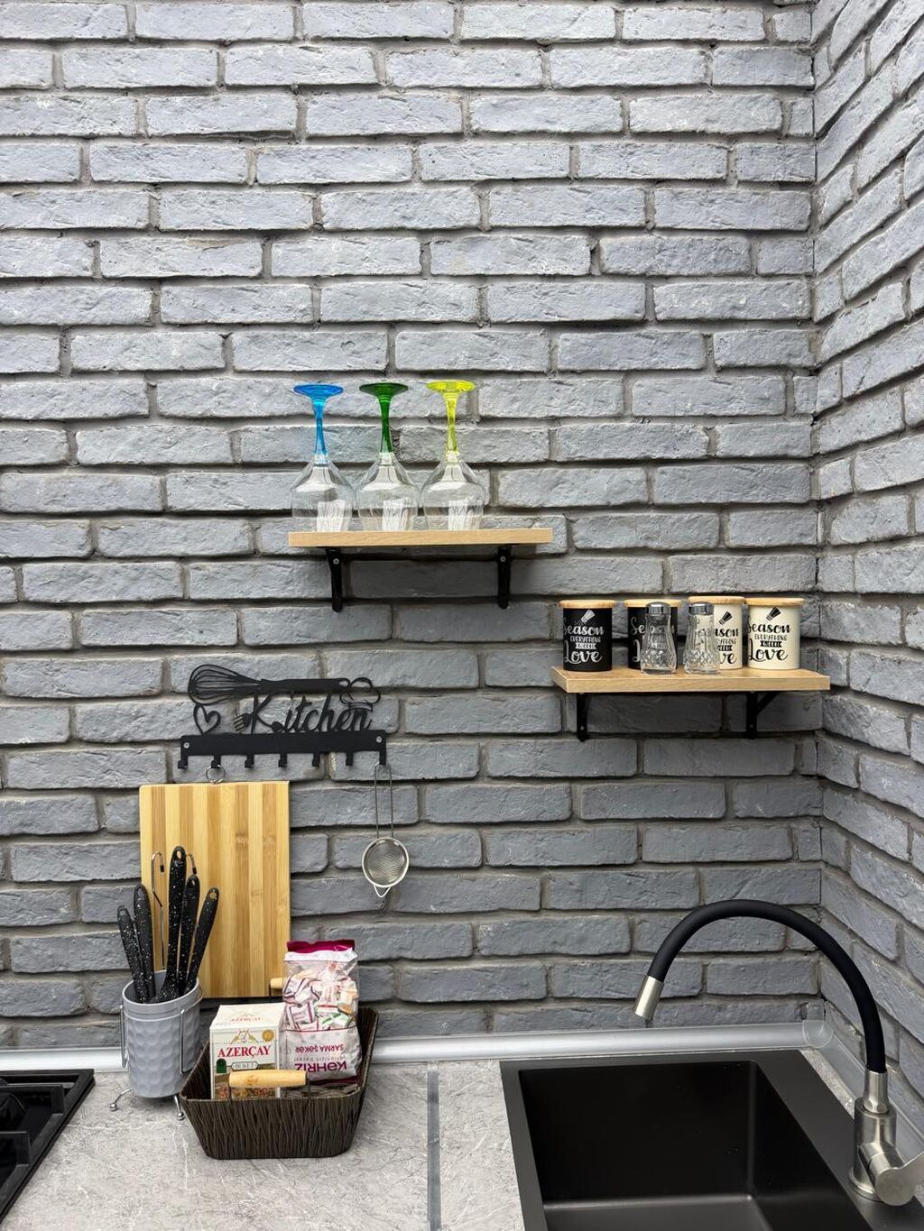 Günlük kirayə - İsmayıllı Ev Talıstan kəndində yerləşir. 1 otaqlı