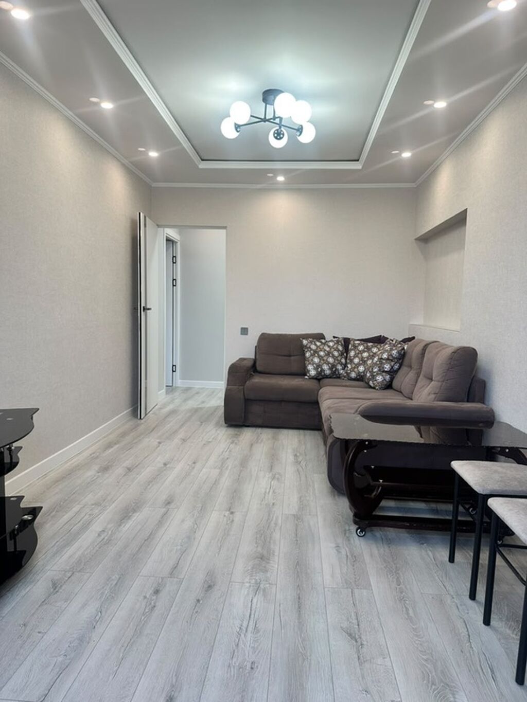 2 комнаты, 43 м², Филармония 104 серия, 4 этаж, Свежий ремонт: фото 1