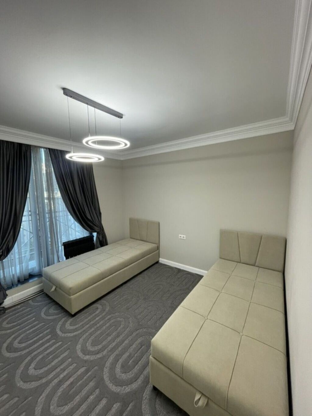 4 комнаты, 150 м², 8 мкр Индивидуалка, 6 этаж, Дизайнерский ремонт: фото 3