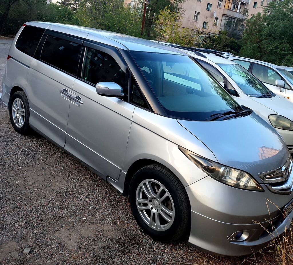 Honda Elysion: 2004 г., 3 л, Автомат, Бензин, Минивэн: фото 4