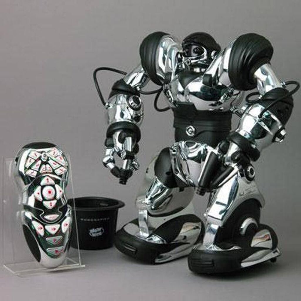 Стой робот. Робот WOWWEE Robosapien. Робот WOWWEE Robosapien 8083. Робот Robosapien WOWWEE 8081. Робот WOWWEE Robosapien пульт Ду.